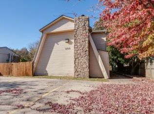 308 Vicksburg Cir APT A, Norman, OK 73071