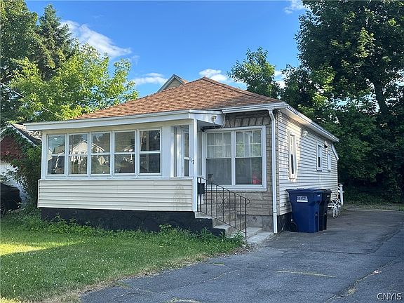 2nd image of 117 Hood Ave