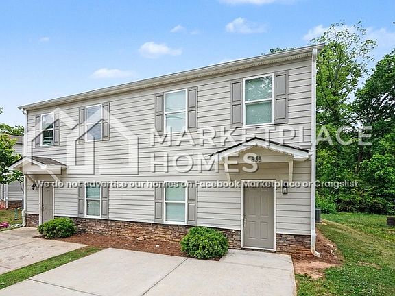 3rd image of 835 Johnson St