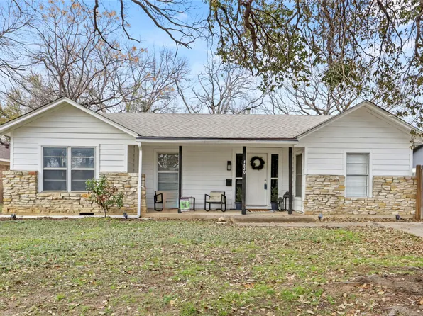 4820 White Oak Ln, River Oaks, TX 76114