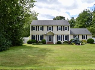 2 Willow Rd, Queensbury, NY 12804