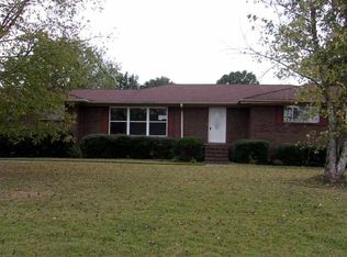 6453 3rd St, Hokes Bluff, AL 35903