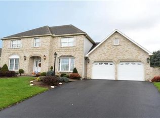 228 Kurt Dr, Nazareth, PA 18064