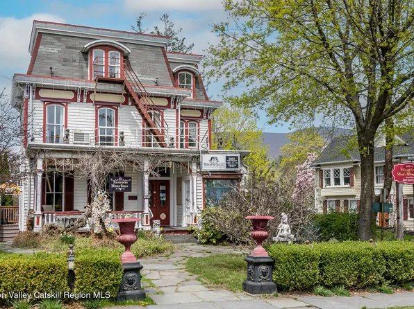 12 Tinker Street, Woodstock, NY 12498