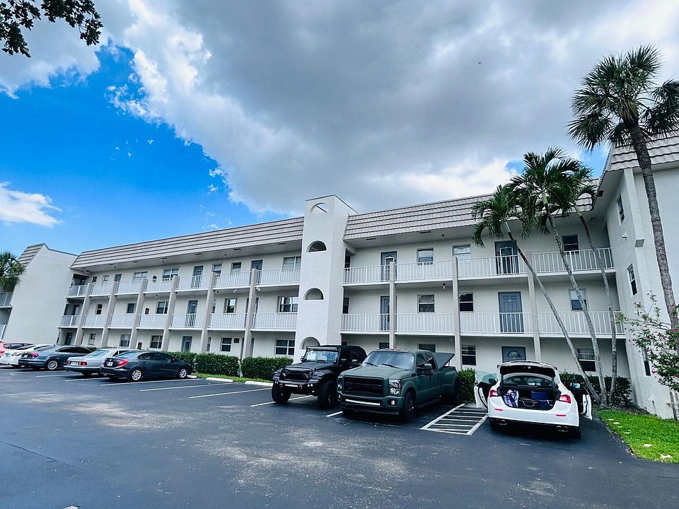 1st image of 8130 Sunrise Lakes Boulevard #106