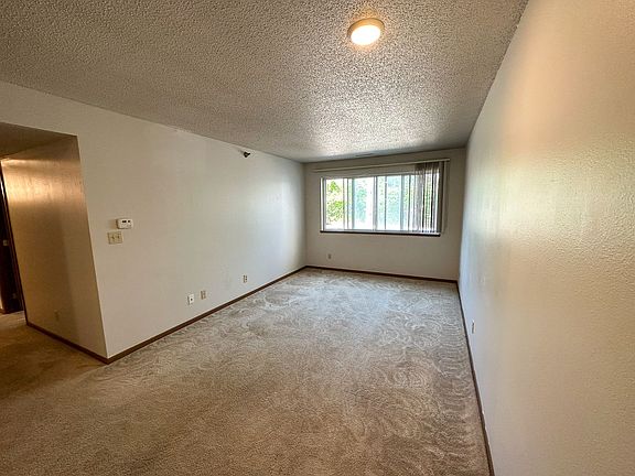 5th image of 225 N Hyland Ave #2B-2Ba-875Sqft