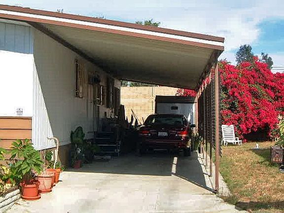 Spacious Carport