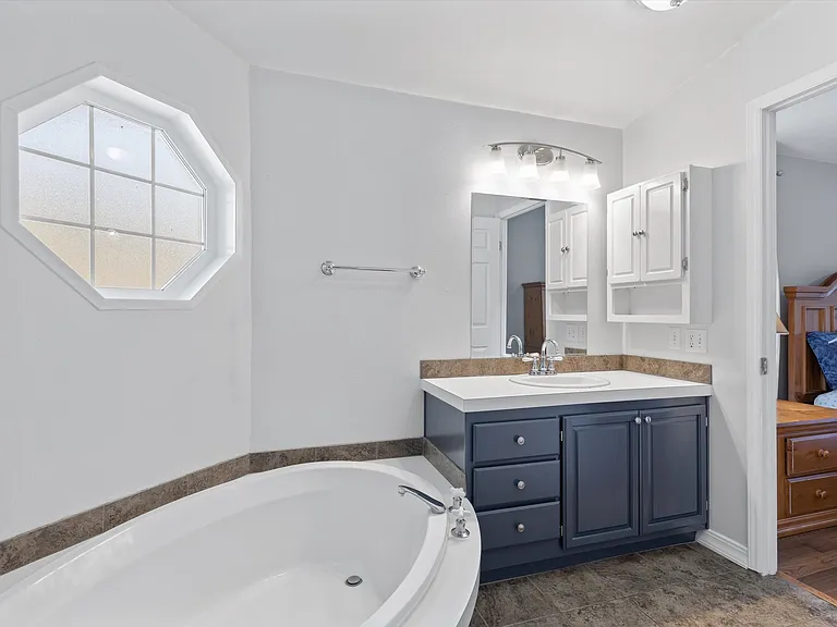 2347 N Chinook Ln — Photo 14