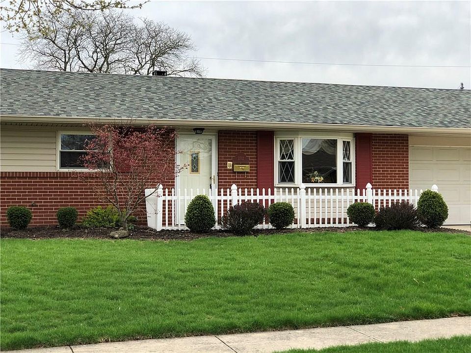 1st image of 2712 Hazelbrook Dr