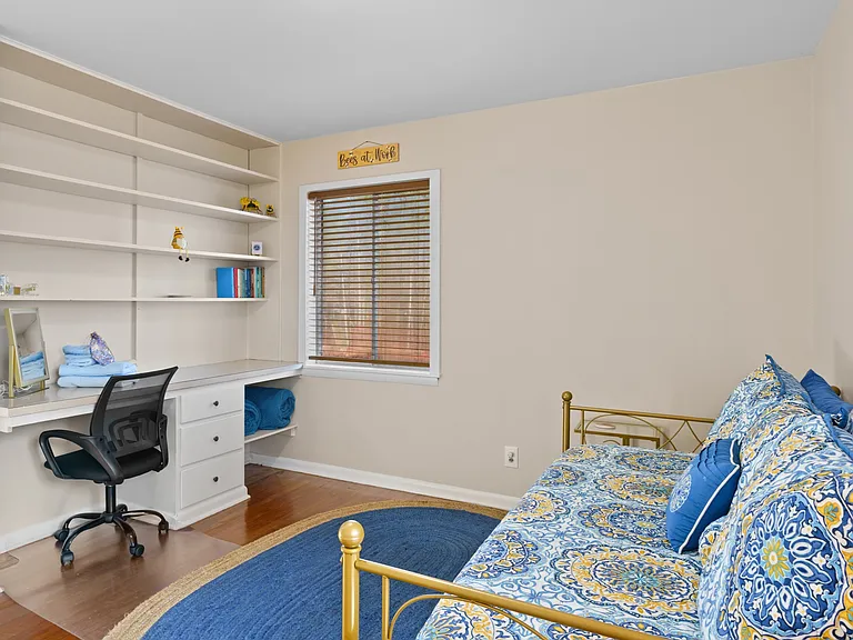 Blue Ridge Dr — Photo 28