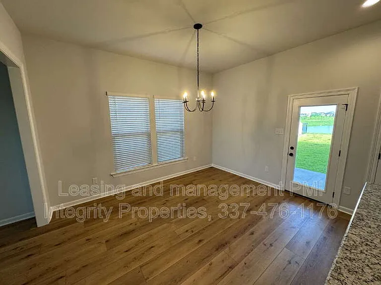 114 Betrillo Ct — Photo 8