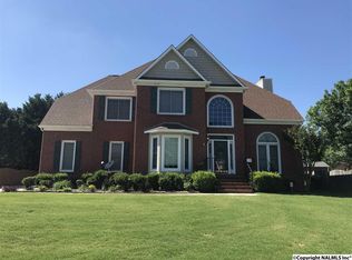 106 Rolling Lea Pl, Madison, AL 35758
