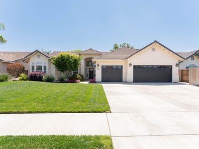 1945 Harvard Ave Avenue, Tulare, CA, 93274