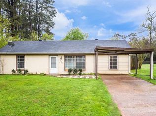 1202 Georgetown St, Marshall, TX 75670