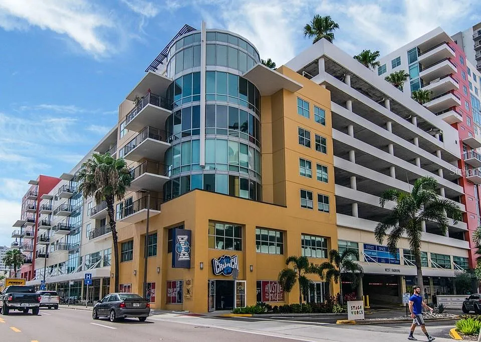 1208 E Kennedy Blvd #1120