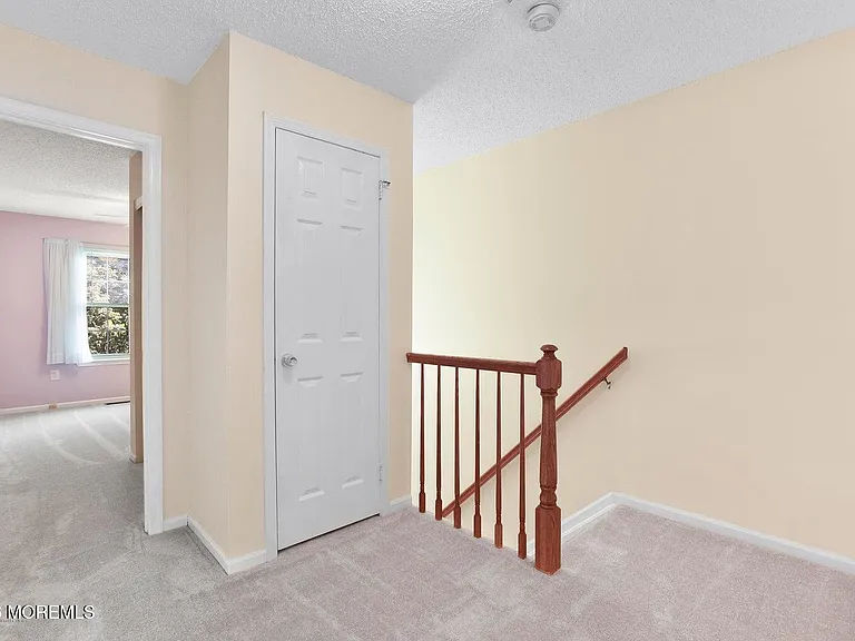7 Stuart Dr #3 — Photo 12