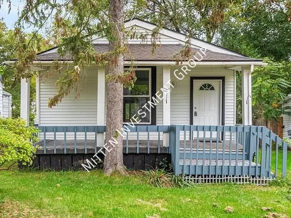 21335 Negaunee St, Southfield, MI 48033