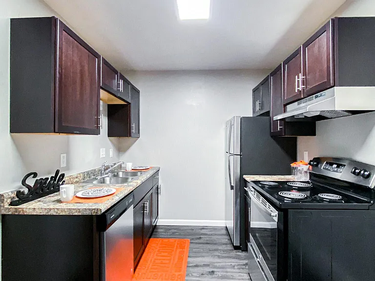 The Ridge Apartments — Photo 276