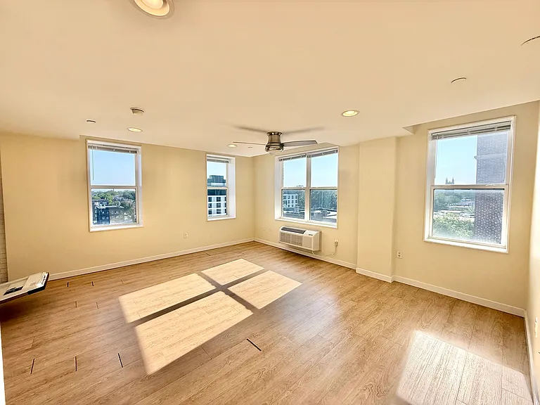 241-55 S 49th St #715 — Photo 7