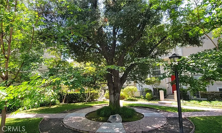 4110 W Kling St — Photo 3