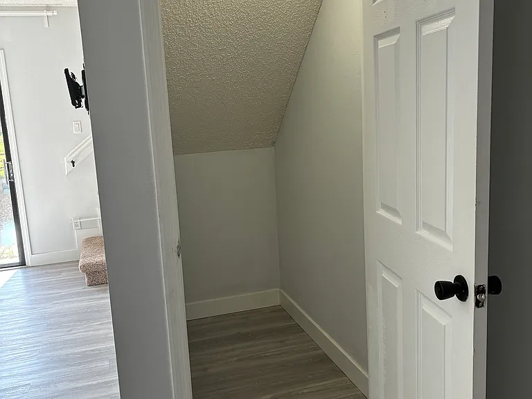 4692 Playschool Dr — Photo 15