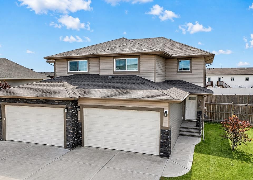 1st image of 66 N Ranchers Close