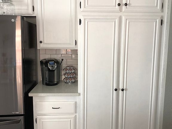4th image of 2665 Applewood Dr