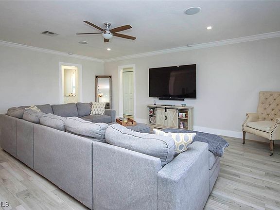 4th image of 980 Wittman Dr
