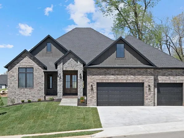 945 E Siler Parkway, Springfield, MO 65810