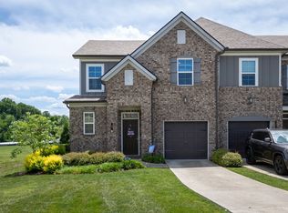 23 Holland Ridge Cir, Lebanon, TN 37090