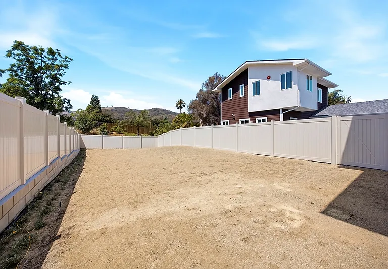 9092 Los Coches Rd — Photo 13