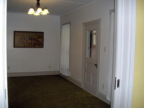 3rd image of 34 Center St