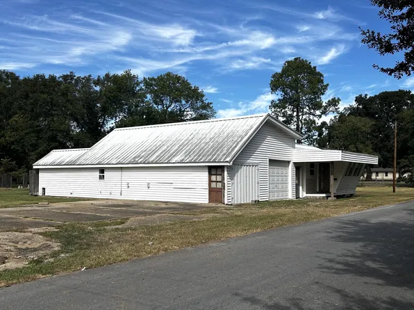 604 Samson St, Abbeville, LA 70510