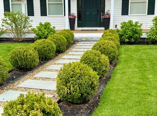 11 Jessica Ln #11, Oak Bluffs, MA 02557