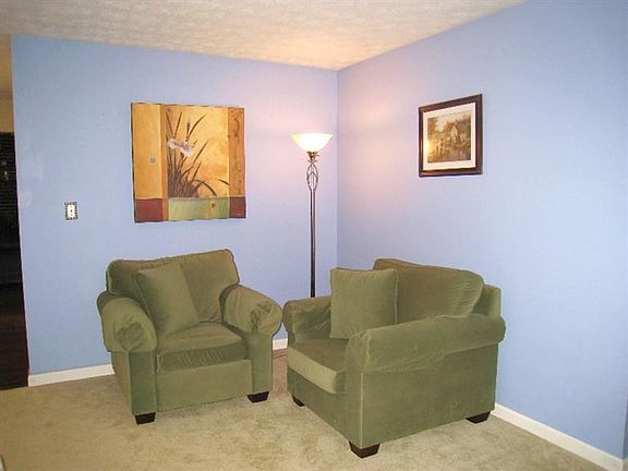 3rd image of 428 Mill Stone Dr