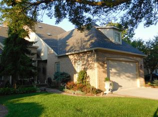 1713 Pathway Dr S, Greenwood, IN 46143