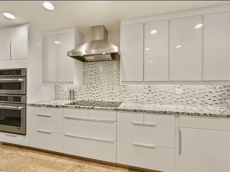 3801 E Bay Dr #110 — Photo 10