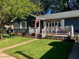109 Paras Hill Dr, Hartford, MI 49057