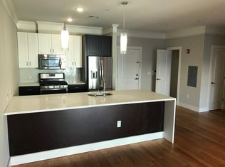 84 Walnut St APT 402, Newark, NJ 07102