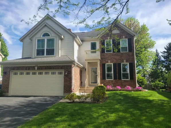 355 Wentworth Ln, Bartlett, IL 60103