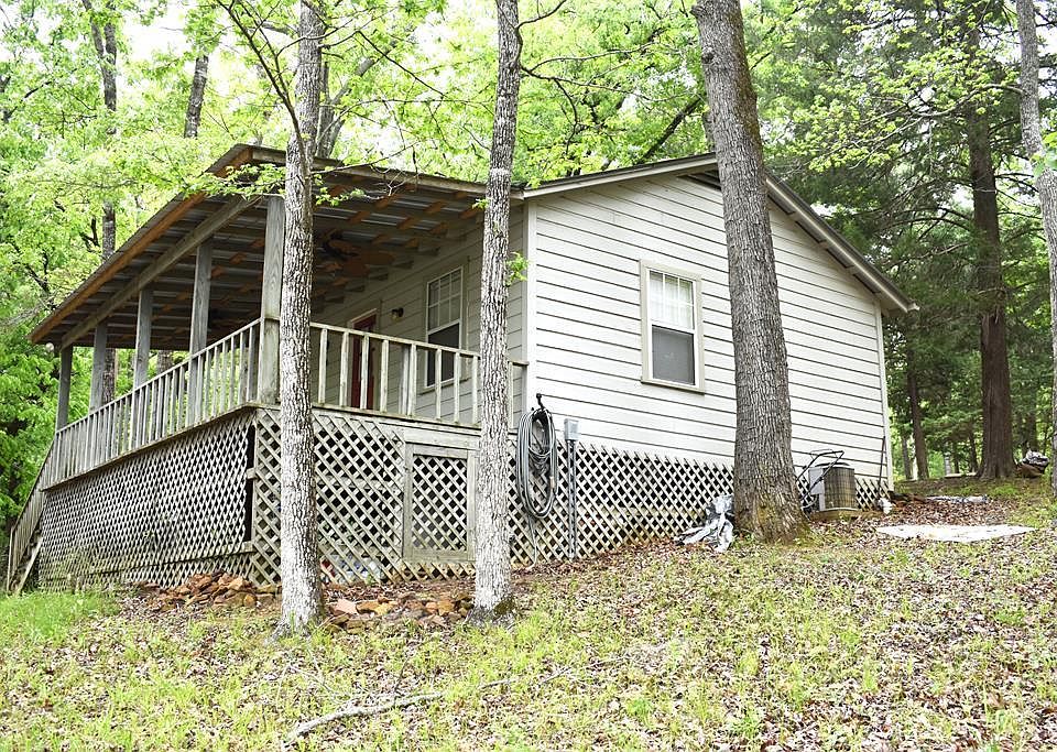 1st image of 33 Waco Dr