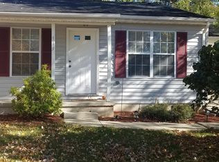 319 Frederick Dr, La Plata, MD 20646