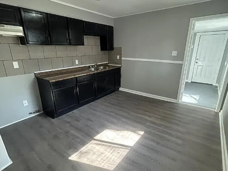 9 Saint Lambert Dr — Photo 2