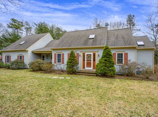 9 Barnicle Dr, Marstons Mills, MA 02648