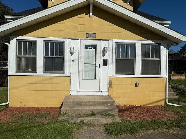 3327 Portage St