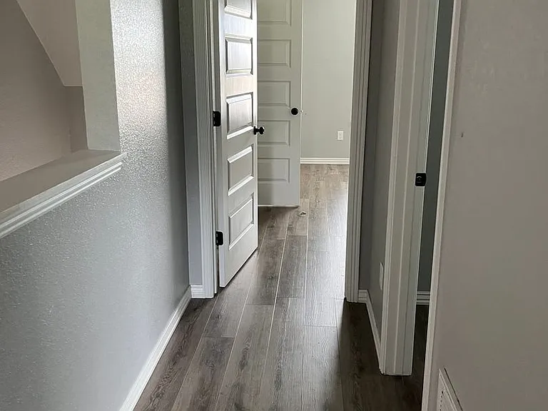 1518 Northridge Dr E — Photo 39
