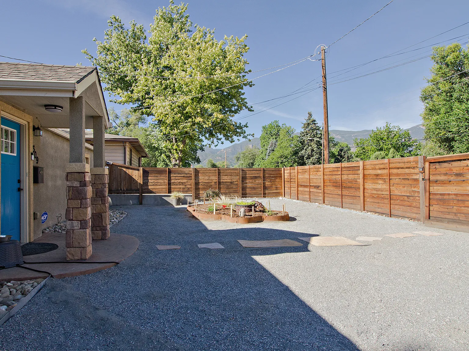 3 bed, 1389 sqft, $2,800 — Photo 4