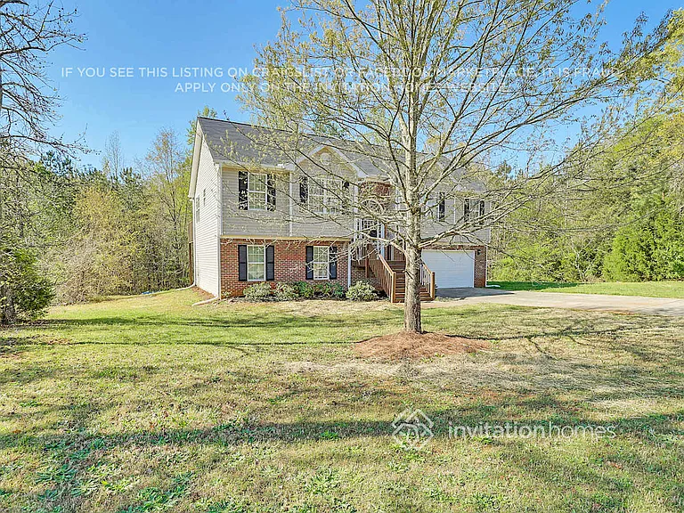 105 Valley View Dr — Photo 3