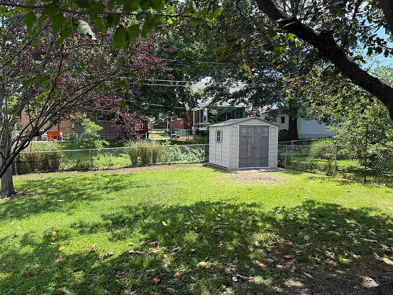 7032 Parkwood St — Photo 23