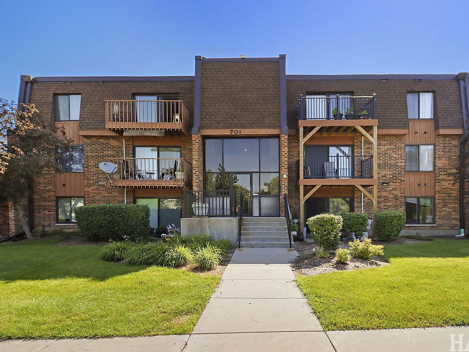 1st image of 701 Limerick Ln APT 3A